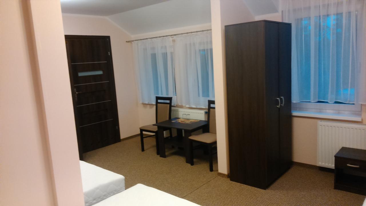 Dom Weselny Zielony Zakatek Jarocin Extérieur photo