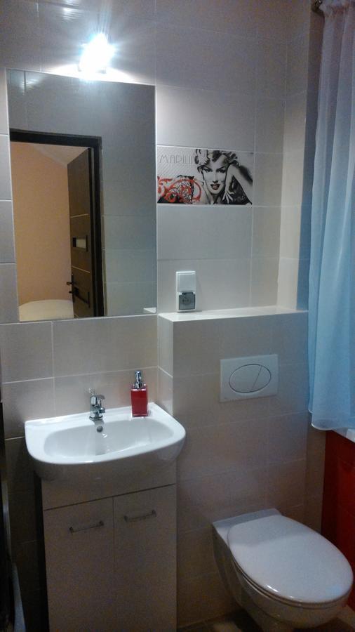 Dom Weselny Zielony Zakatek Jarocin Extérieur photo